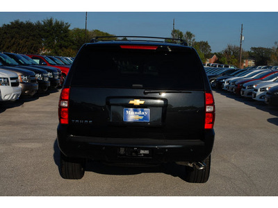 chevrolet tahoe 2013 black suv flex fuel 8 cylinders 2 wheel drive 6 spd auto,elec cntlled texas ed conv pkg onstar, 6 months o 77090