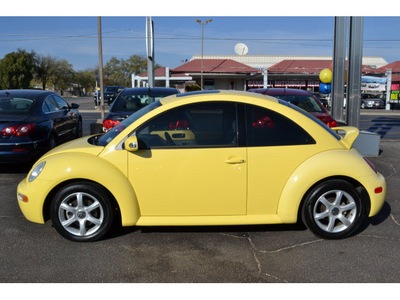 volkswagen new beetle 2004 yellow coupe gls 1 8t gasoline 4 cylinders front wheel drive automatic 76903