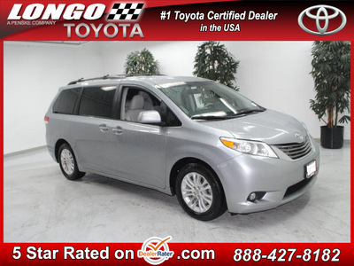 toyota sienna 2011 silver van 8 passenger gasoline 6 cylinders front wheel drive automatic 91731
