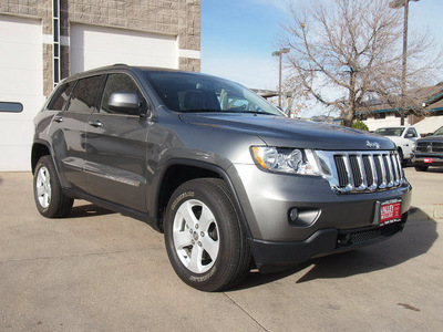 jeep grand cherokee 2012 gray suv laredo gasoline 6 cylinders 4 wheel drive automatic 80301