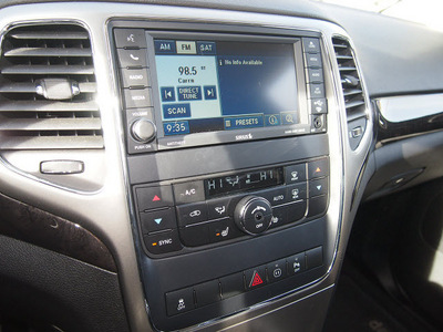 jeep grand cherokee 2012 gray suv laredo gasoline 6 cylinders 4 wheel drive automatic 80301