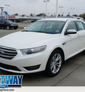 ford taurus 2013 white sedan sel gasoline 6 cylinders front wheel drive automatic 75062