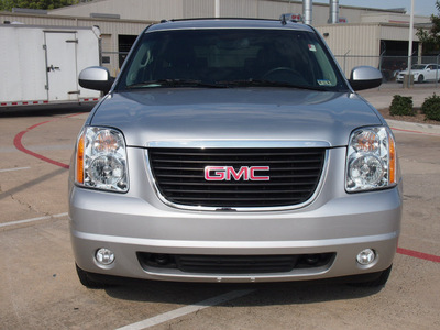 gmc yukon xl 2012 silver suv slt 1500 flex fuel 8 cylinders 4 wheel drive automatic 77375