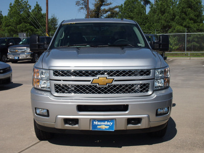 chevrolet silverado 2500hd 2012 silver ltz diesel 8 cylinders 4 wheel drive automatic 77090