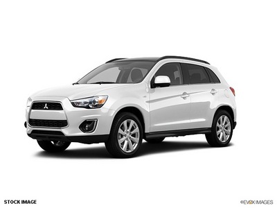 mitsubishi outlander sport 2013 off white gasoline 4 cylinders all whee drive not specified 44060