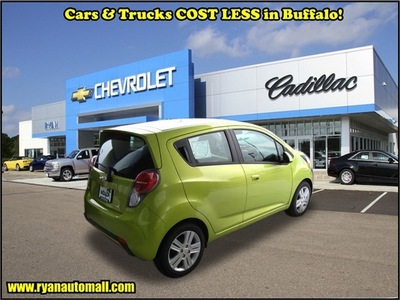 chevrolet spark 2013 lt  green hatchback 1lt auto gasoline 4 cylinders front wheel drive 4 speed automatic 55313