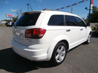 dodge journey 2009 white suv r t gasoline 6 cylinders front wheel drive automatic 13502
