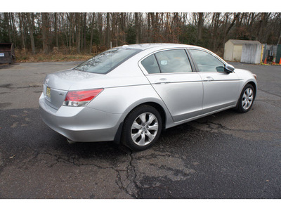 honda accord 2010 alabaster silver sedan ex l v6 gasoline 6 cylinders front wheel drive automatic 08750