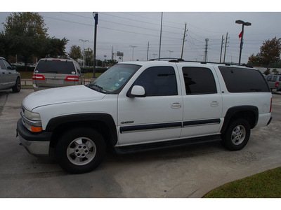chevrolet suburban 2001 white suv 1500 lt gasoline 8 cylinders rear wheel drive automatic 77090