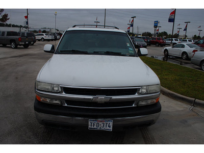 chevrolet suburban 2001 white suv 1500 lt gasoline 8 cylinders rear wheel drive automatic 77090