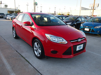 ford focus 2013 red sedan se flex fuel 4 cylinders front wheel drive automatic 77338