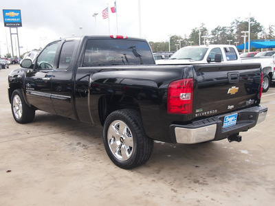 chevrolet silverado 1500 2011 black pickup truck texas edition flex fuel 8 cylinders 2 wheel drive automatic 77304