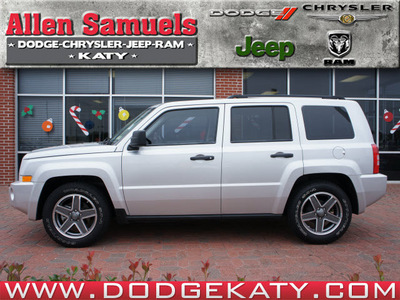 jeep patriot 2009 silver suv sport gasoline 4 cylinders 2 wheel drive automatic 77450