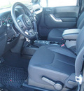 jeep wrangler 2013 black suv rubicon gasoline 6 cylinders 4 wheel drive automatic 76051