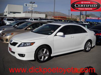 toyota camry 2011 white sedan gasoline 4 cylinders front wheel drive automatic 79925