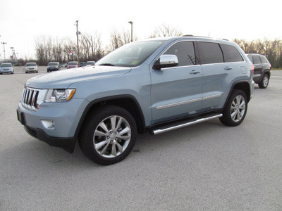 jeep grand cherokee 2013 lt  blue suv laredo gasoline 6 cylinders 4 wheel drive automatic 45840