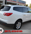 chevrolet traverse 2012 white lt gasoline 6 cylinders front wheel drive automatic 76051