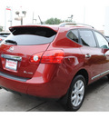 nissan rogue 2013 red sv gasoline 4 cylinders all whee drive automatic 77477