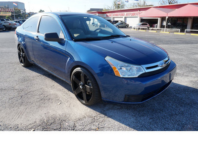 ford focus 2008 lt  blue coupe s gasoline 4 cylinders front wheel drive manual 78205