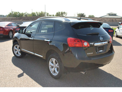 nissan rogue 2011 black sv gasoline 4 cylinders front wheel drive automatic 78572