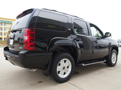 chevrolet tahoe 2011 black suv lt z71 4x4 flex fuel 8 cylinders 4 wheel drive 6 speed automatic 77521