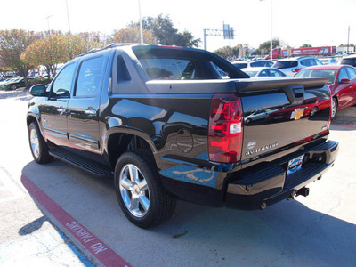 chevrolet avalanche 2012 black ls flex fuel 8 cylinders 2 wheel drive 6 speed automatic 75067