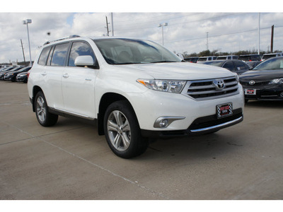 toyota highlander 2013 white suv limited gasoline 6 cylinders front wheel drive automatic 77469