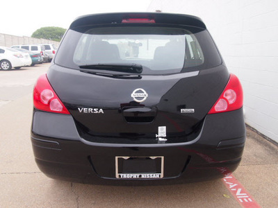 nissan versa 2012 black hatchback 1 8 s gasoline 4 cylinders front wheel drive 4 speed automatic 75150