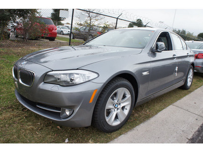 bmw 5 series 2013 dk  gray sedan 528i gasoline 4 cylinders rear wheel drive automatic 78729