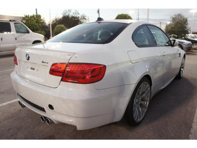 bmw m3 2013 white coupe gasoline 8 cylinders rear wheel drive automatic 78729