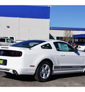 ford mustang 2013 white coupe v6 gasoline 6 cylinders rear wheel drive automatic 79407