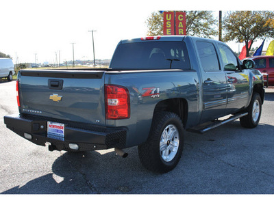 chevrolet silverado 1500 2011 blue lt flex fuel 8 cylinders 4 wheel drive 6 speed automatic 78214