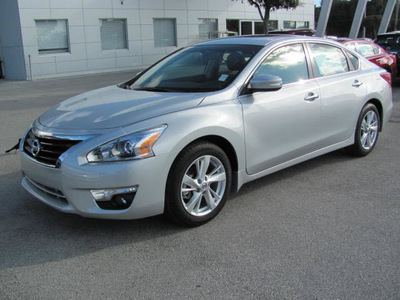 nissan altima 2013 silver sedan sl gasoline 4 cylinders front wheel drive cont  variable trans  33884