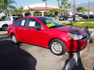 ford focus 2009 red sedan se gasoline 4 cylinders front wheel drive automatic 91010