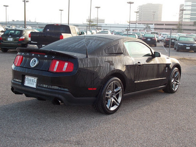 ford shelby gt500 2010 black coupe gasoline 8 cylinders rear wheel drive manual 77074