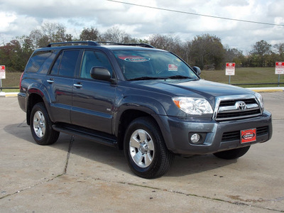 toyota 4runner 2007 dk  gray suv sr5 gasoline 6 cylinders rear wheel drive automatic 77074