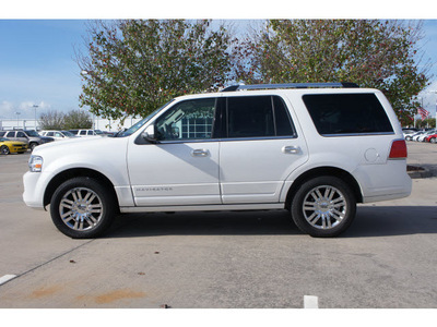 lincoln navigator 2010 white suv flex fuel 8 cylinders 2 wheel drive automatic 77094