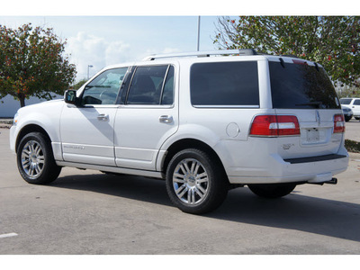 lincoln navigator 2010 white suv flex fuel 8 cylinders 2 wheel drive automatic 77094