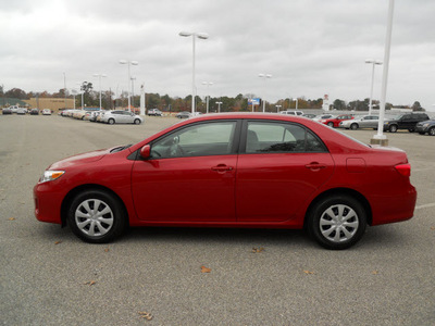 toyota corolla 2011 red sedan le gasoline 4 cylinders front wheel drive automatic 75604