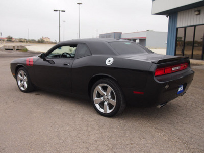 dodge challenger 2010 black coupe r t gasoline 8 cylinders rear wheel drive automatic 78861