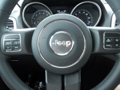 jeep grand cherokee 2012 dk  blue suv laredo gasoline 6 cylinders 2 wheel drive automatic 75606