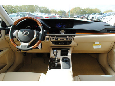 lexus es 300h 2013 beige sedan hybrid 4 cylinders front wheel drive automatic 77074