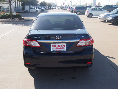 toyota corolla 2011 blue sedan le gasoline 4 cylinders front wheel drive automatic 76053