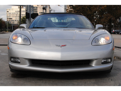 chevrolet corvette 2008 silver gasoline 8 cylinders rear wheel drive manual 77002