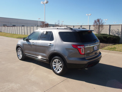 ford explorer 2011 gray suv xlt gasoline 6 cylinders 2 wheel drive automatic 76108