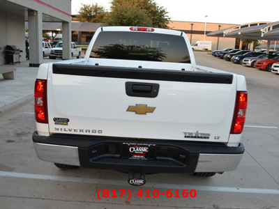 chevrolet silverado 1500 2009 white pickup truck lt 8 cylinders automatic 76051