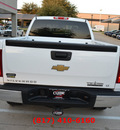 chevrolet silverado 1500 2009 white pickup truck lt 8 cylinders automatic 76051