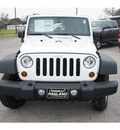 jeep wrangler 2013 white suv sport gasoline 6 cylinders 4 wheel drive not specified 77515