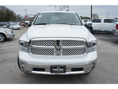ram 1500 2013 white laramie gasoline 8 cylinders 4 wheel drive not specified 77515