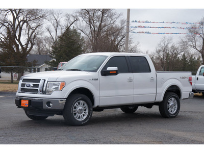 ford f 150 2012 white lariat flex fuel 8 cylinders 4 wheel drive automatic 79045